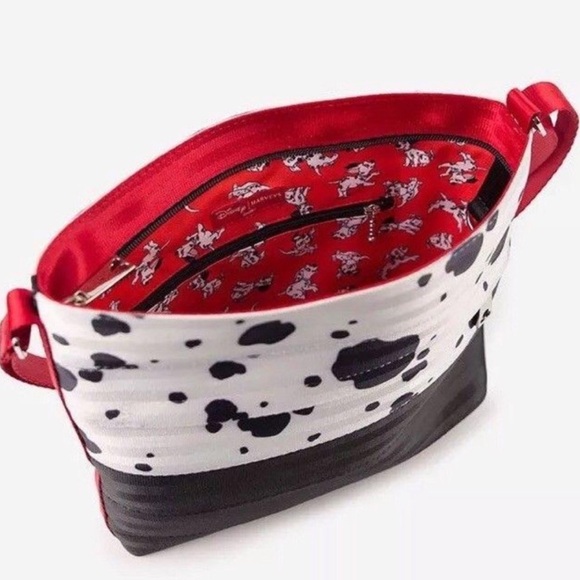 Disney x Harvey's | 101 Dalmatians "Streamline" Crossbody (Retired & Sold Out) - Picture 2 of 15